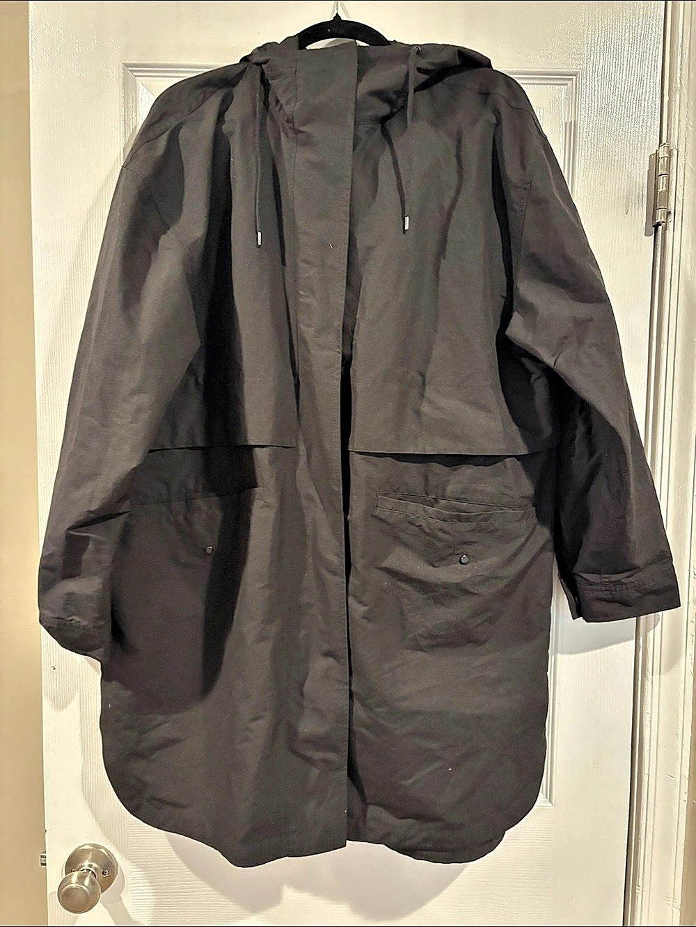 Everlane Recycled Polyester Raincoat Black XL Like New